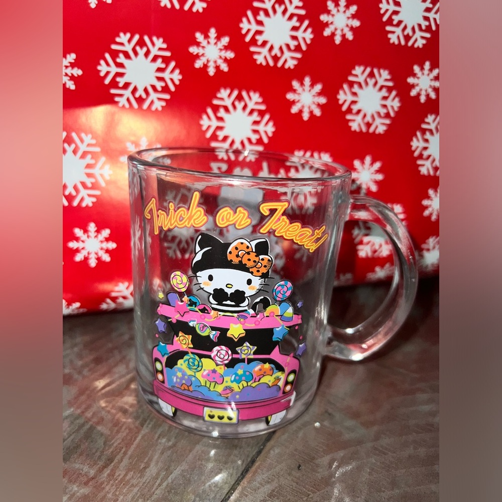 Hello kitty halloween mug